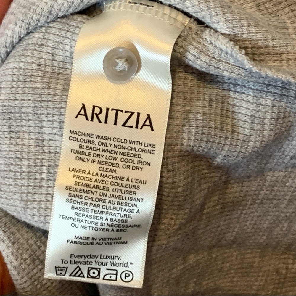 Aritzia Sunday Best Baby Waffle Rory Henley Long Sleeve Button Crewneck $35.00 - Picture 13 of 14